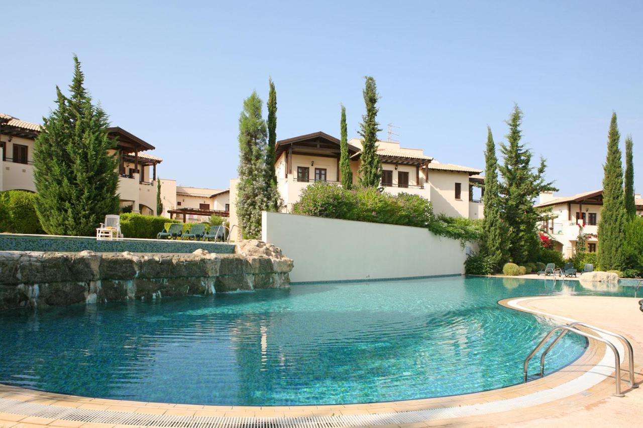 Helios Heights Spirits, Aphrodite Hills Golf Resort 库克里亚 外观 照片